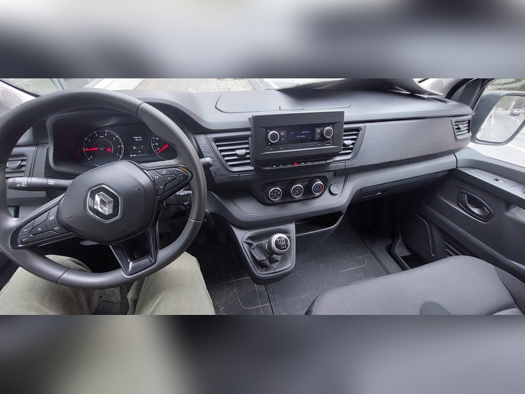 Renault Trafic 2.0 130cv foto 5